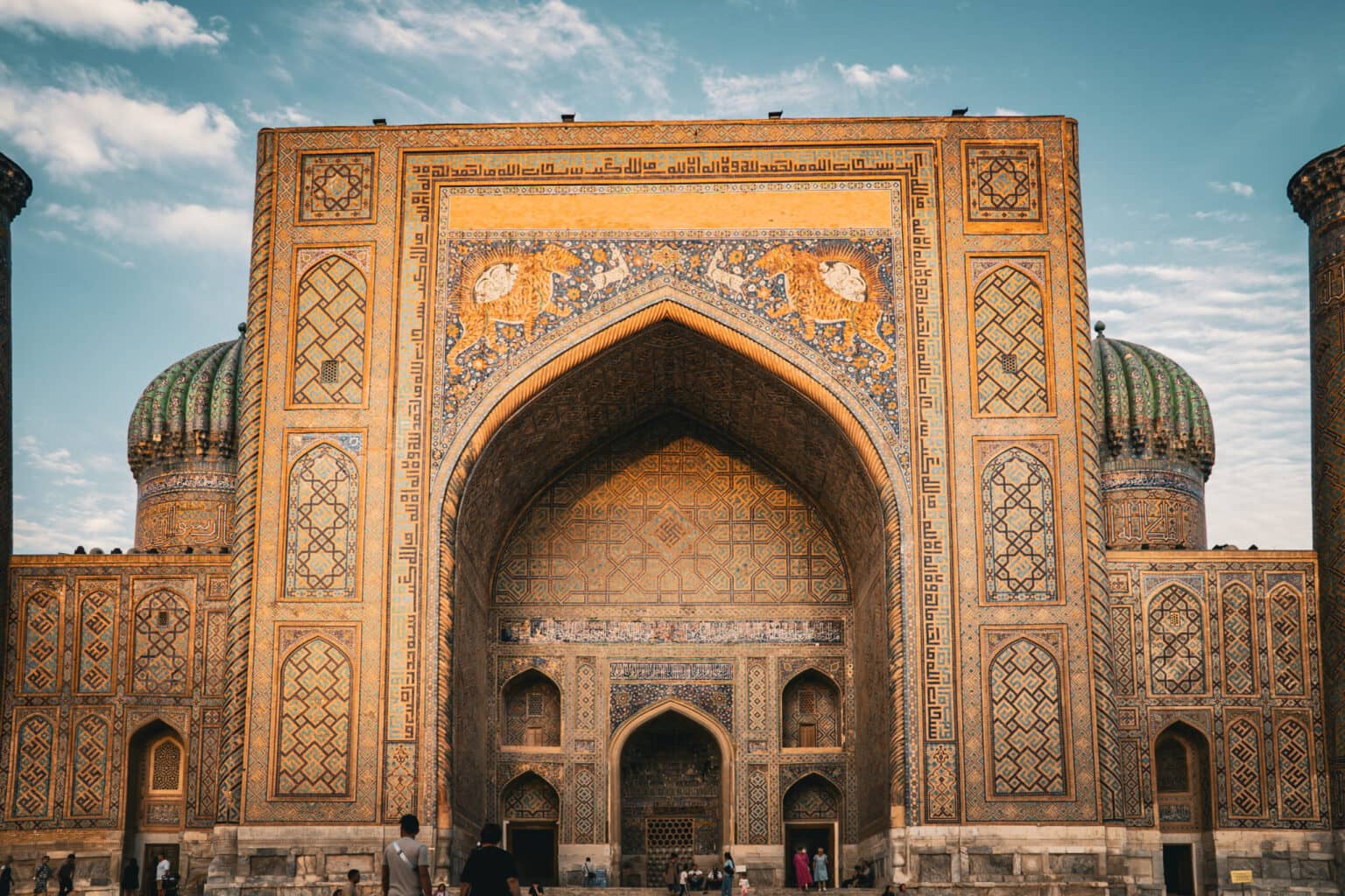 Die Tiger der Sher-Dor-Medrese symbolisieren die Kraft und den Mut Samarkands. 