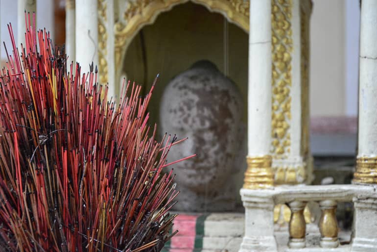 Perfekt für einen ruhigen Spaziergang: Der Wat Botum nahe des Königspalastes in Phnom Penh.